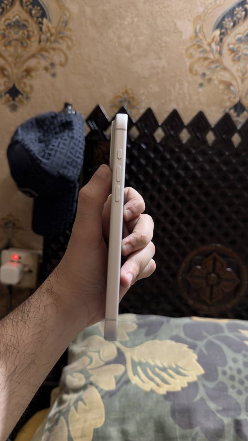 Apple iPhone 17 Pro Max 5
