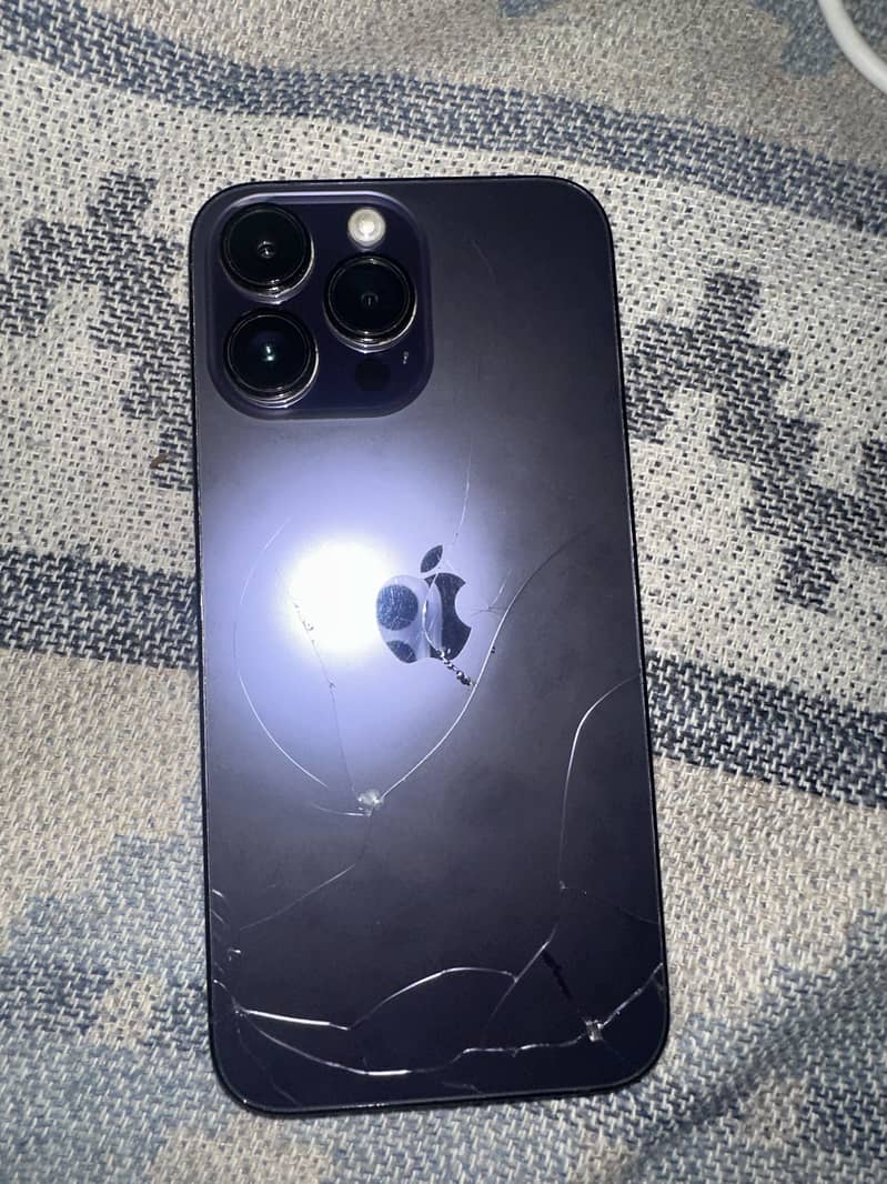 Apple iPhone 14 Pro Max 3