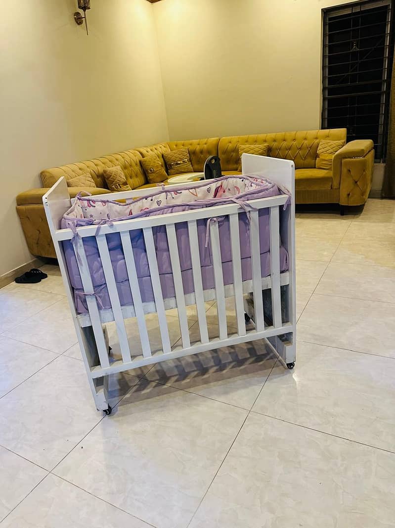 baby Cot 2