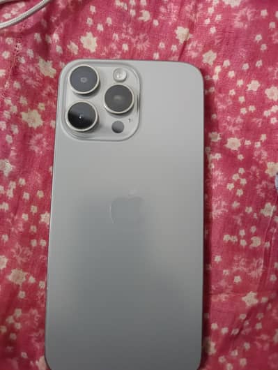 Apple iPhone 15 Pro Max JV 256 natural Titanium
