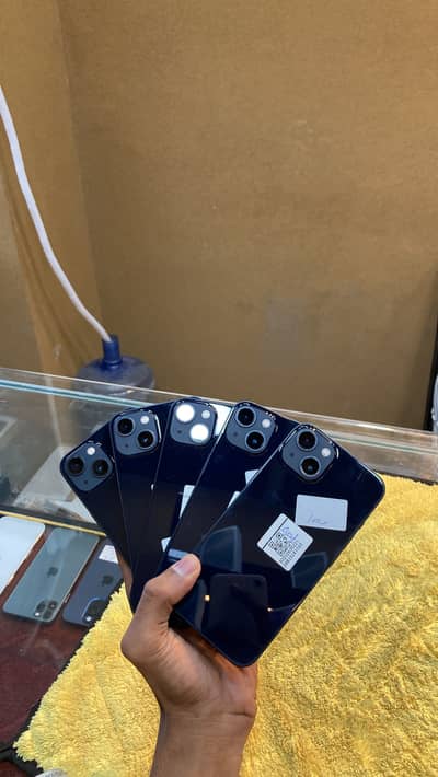 Apple iPhone 14