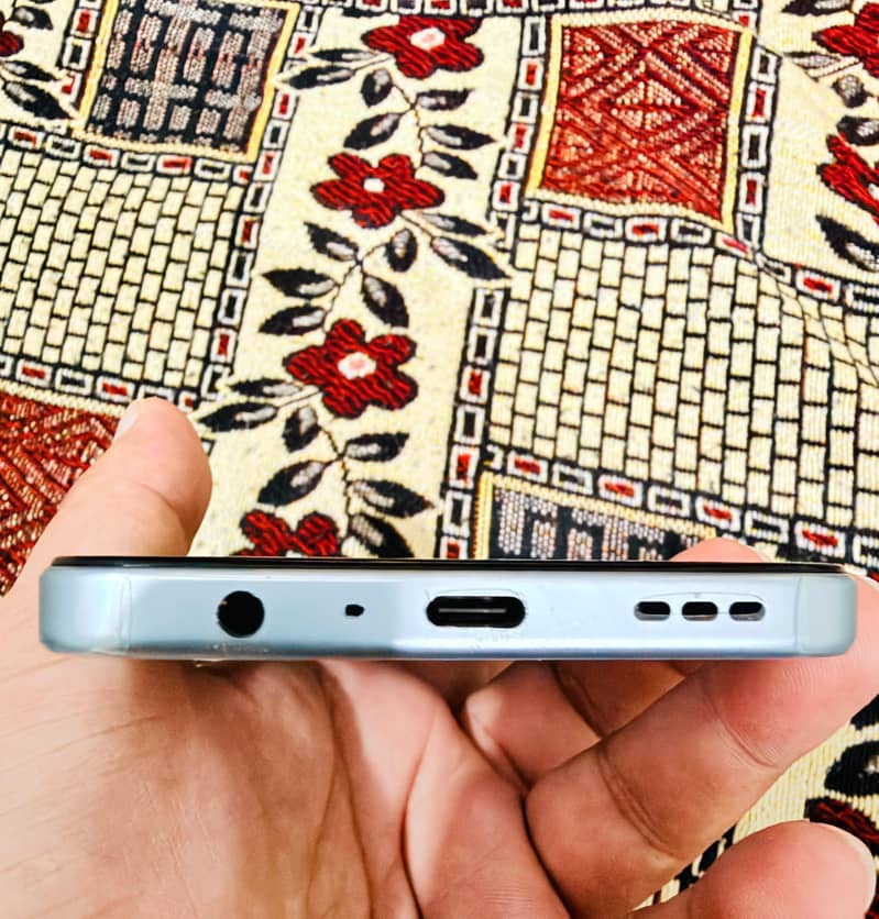 OPPO A6X 4