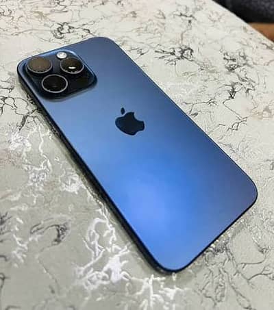 Apple Iphone 15 pro max jv 10/10 condition