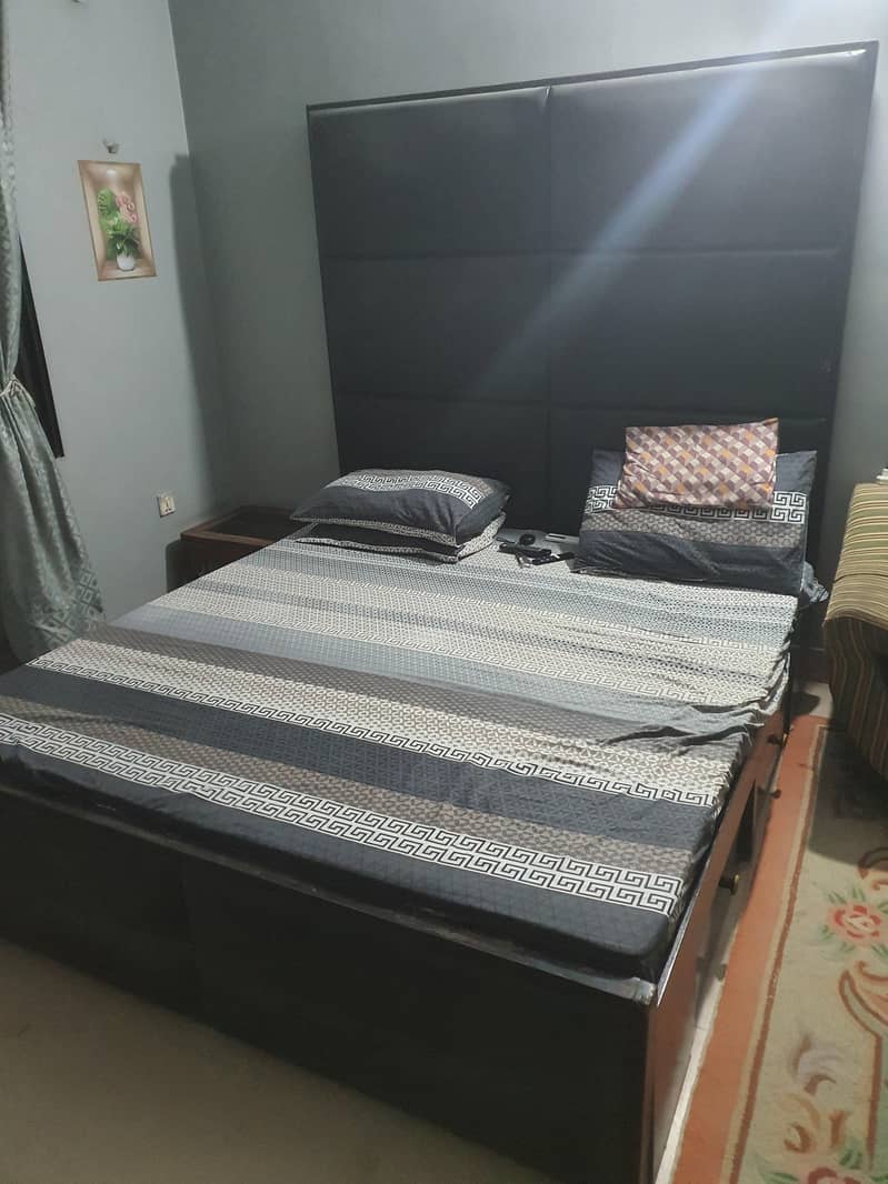Big Strong Bed 1