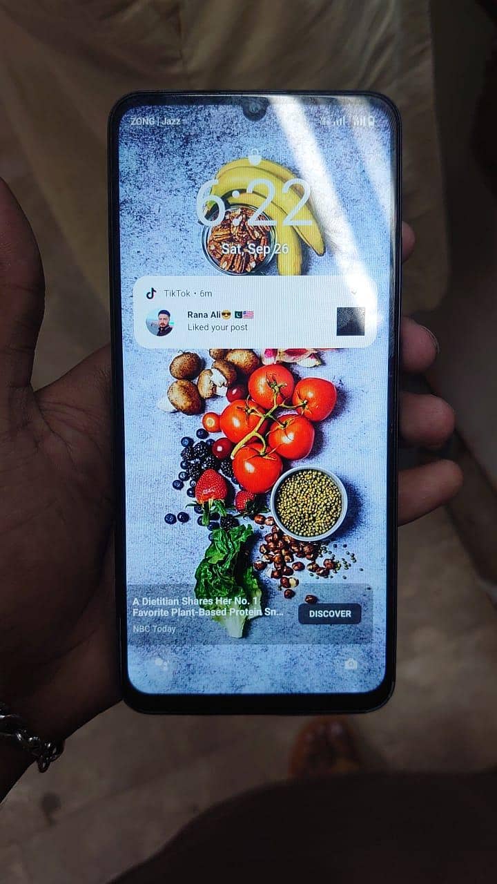 Realme C63 0