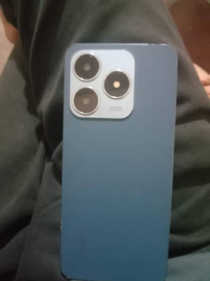 Realme C63 6