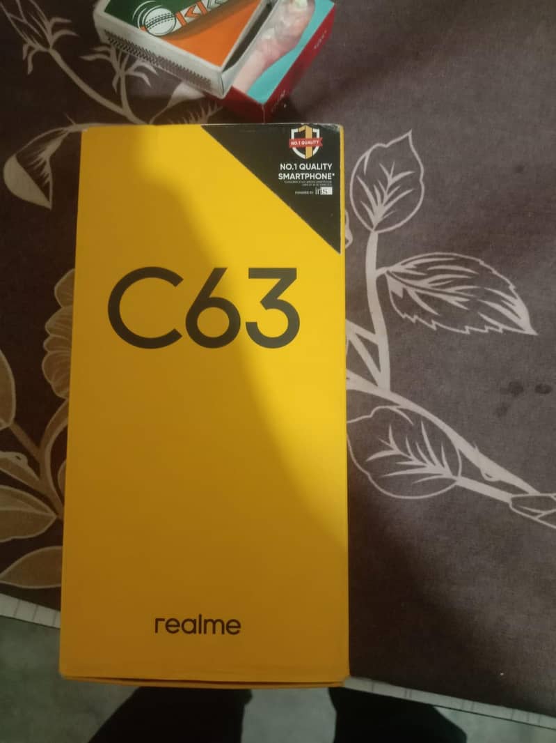 Realme C63 7