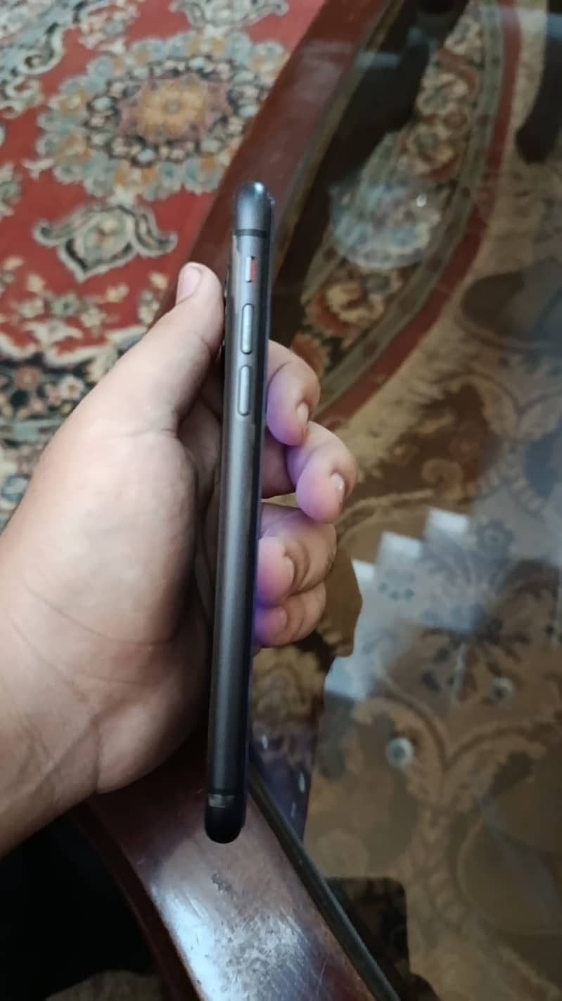 Apple iPhone 11 2