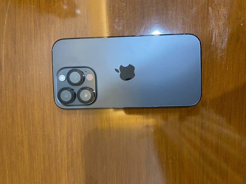 Apple iPhone 14 Pro 0