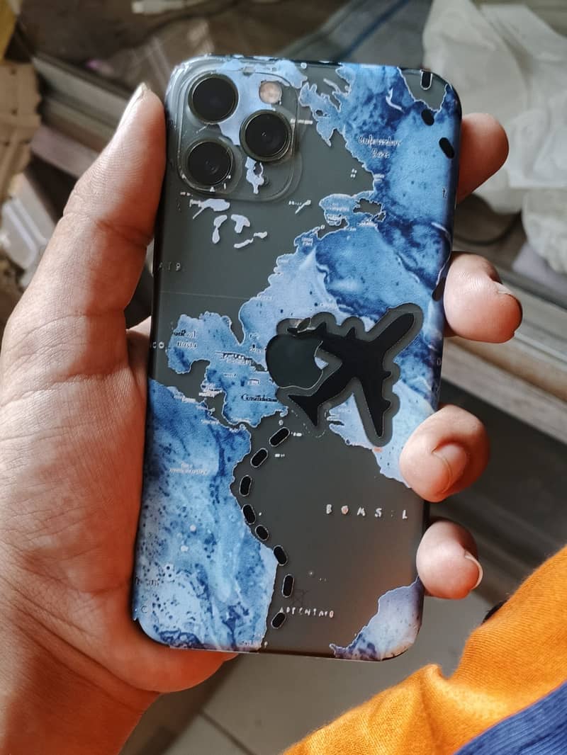 Apple iPhone 11 Pro 0