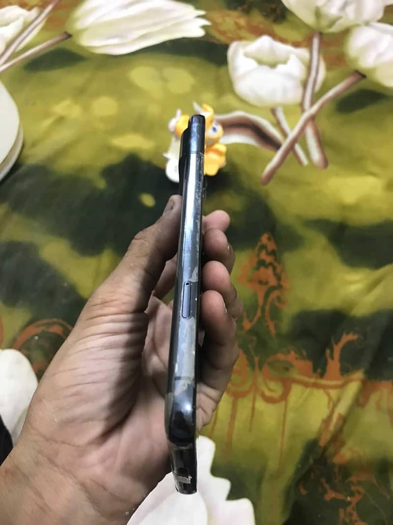 Google pixel 8pro 4