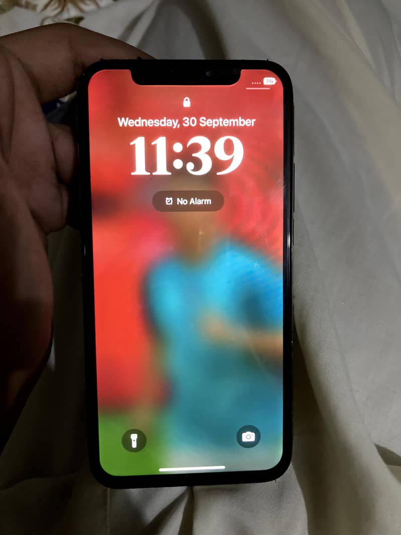 Apple iPhone XS 1