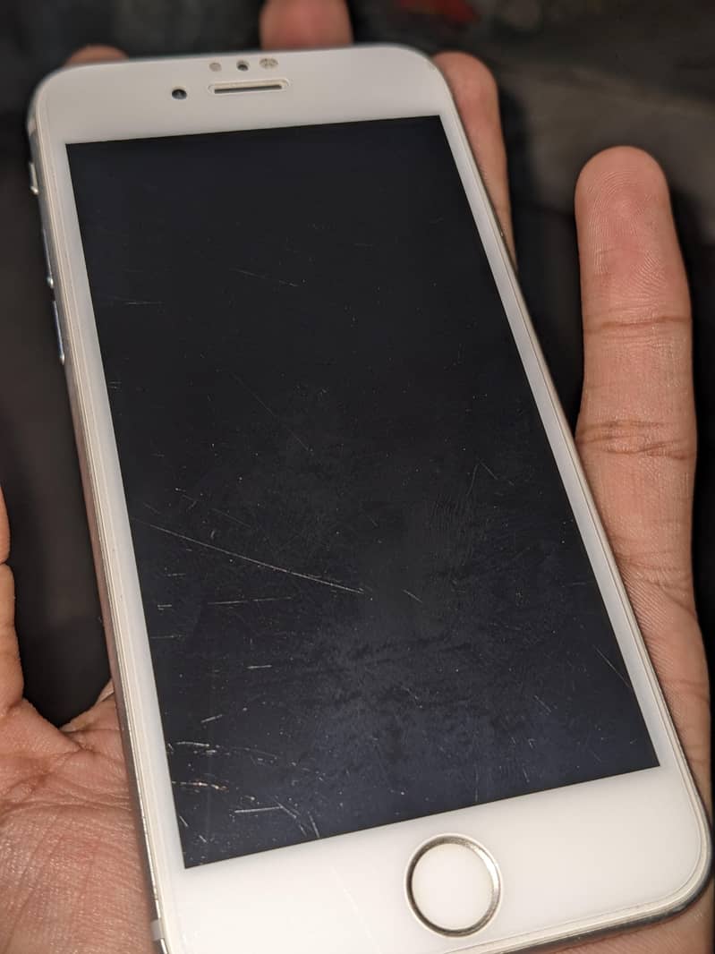 Apple iPhone 6S 1