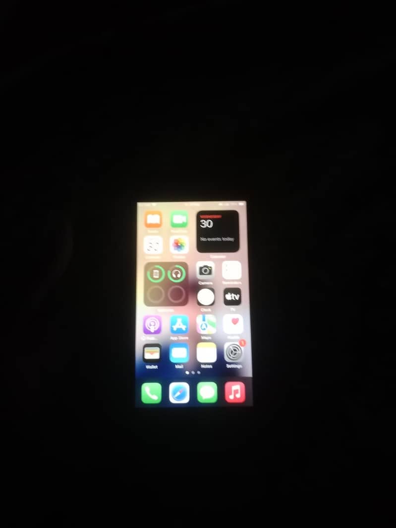 Apple iPhone SE 8
