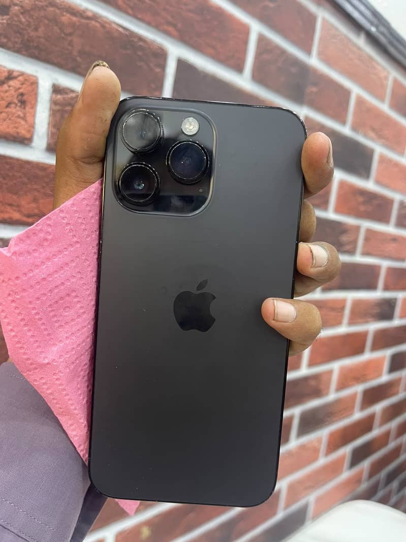 Apple iPhone 14 Pro Max 0