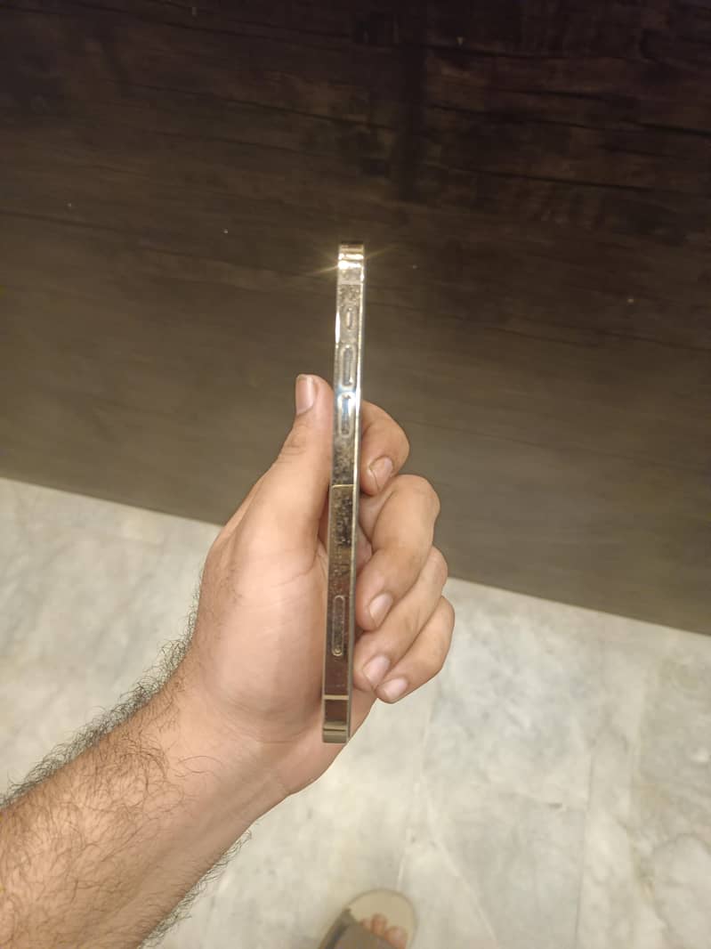 Apple iPhone 12 Pro 5