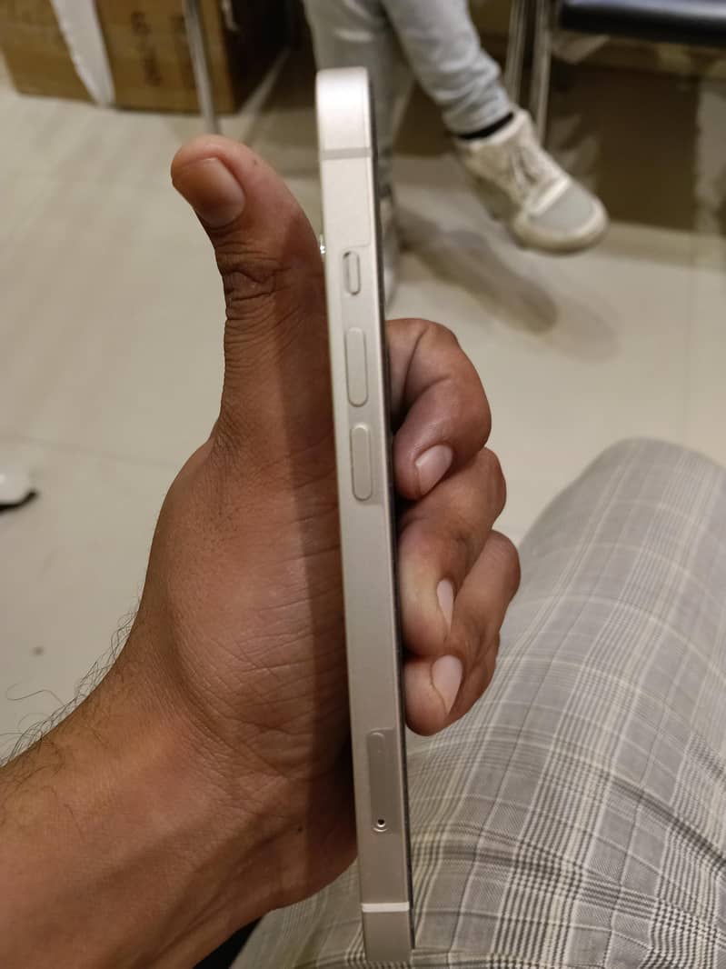 Apple iPhone 14 1