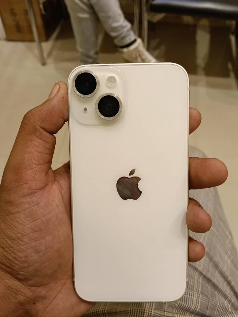 Apple iPhone 14 3
