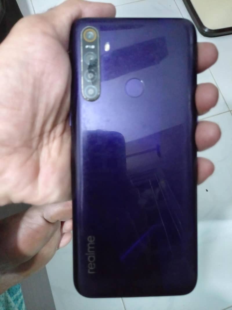 Realme 5 6
