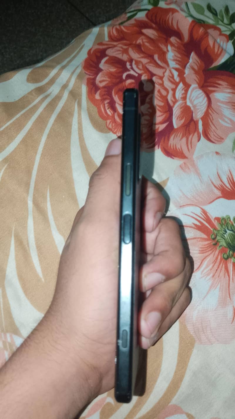 Sony 5 Mark 4 6