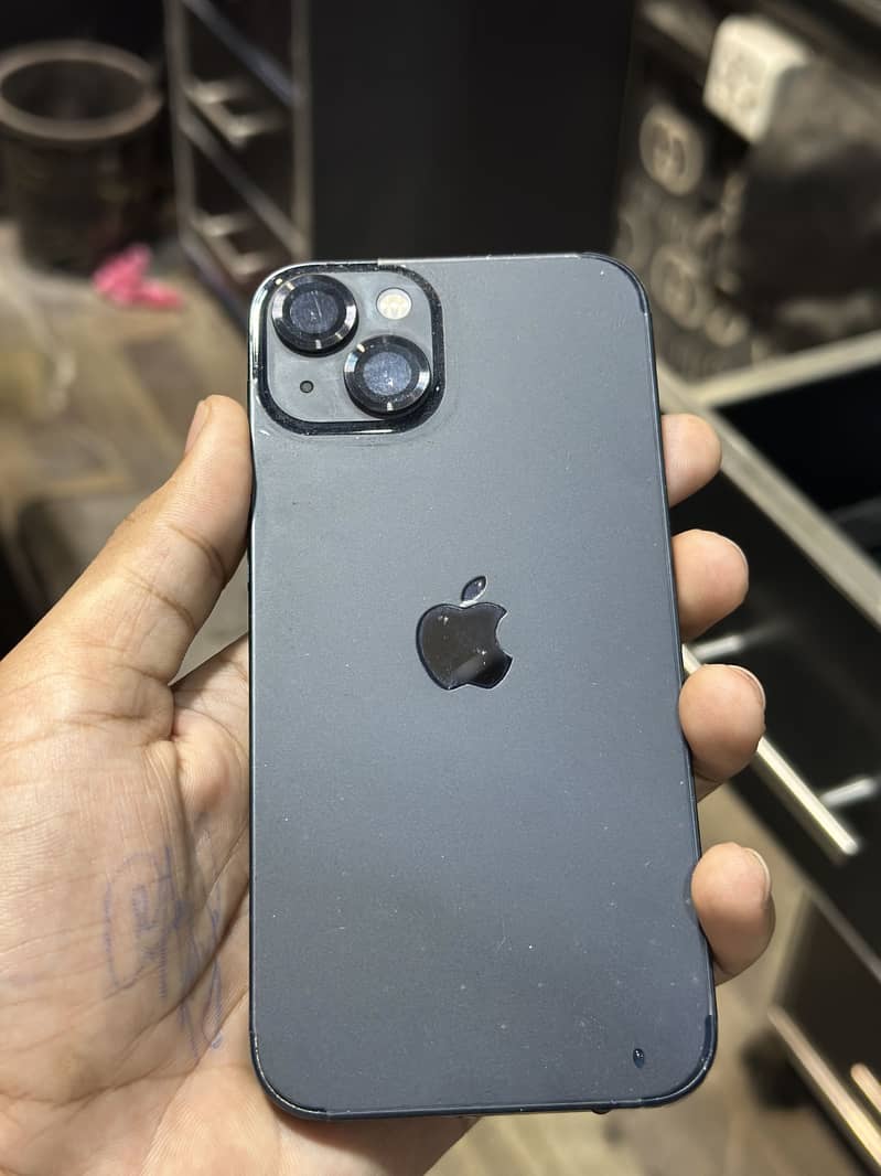 Apple iPhone 13 4