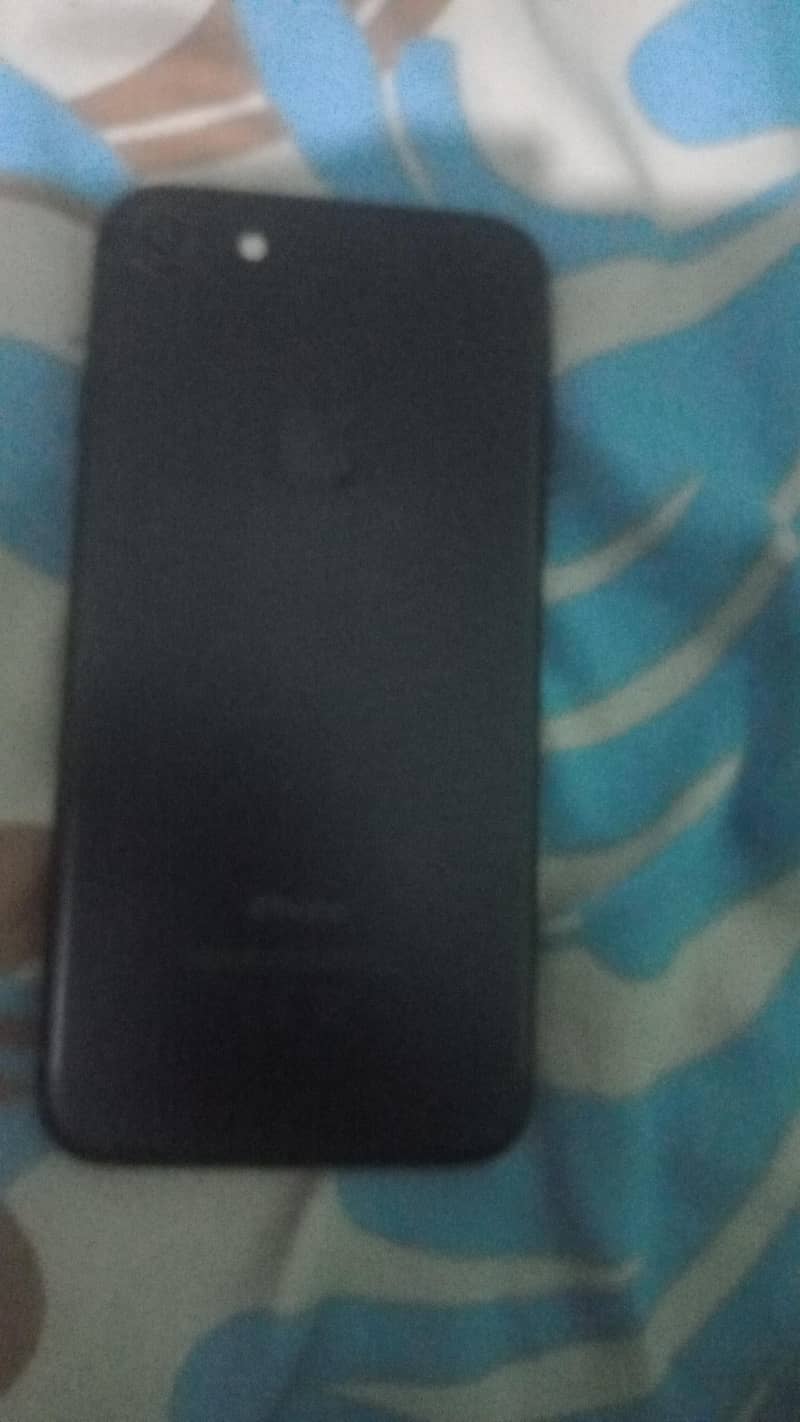 Apple iPhone 7 5