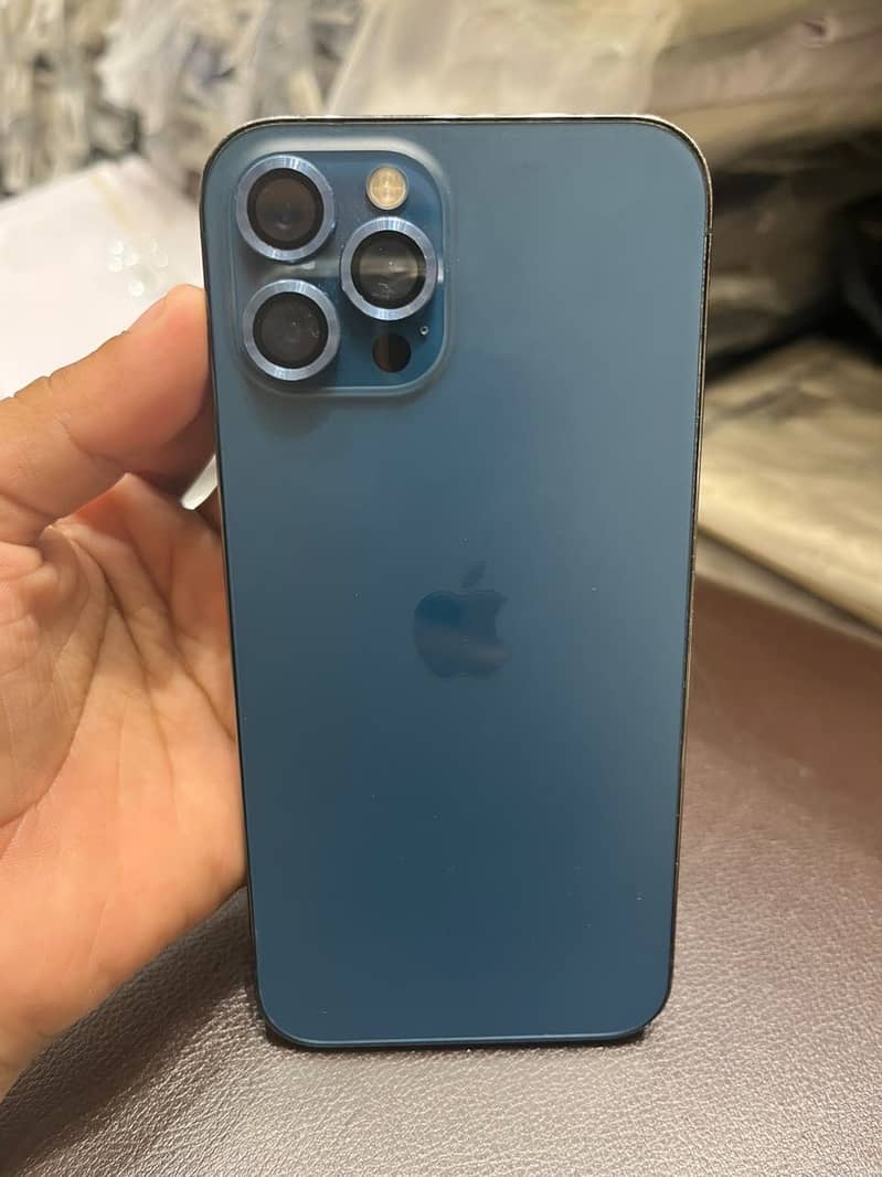 Apple iPhone 12 Pro Max 3