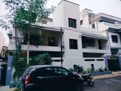 BUNGALOW FOR SALE 294 sq yard Bungalow CLIFTON BLOCK 9