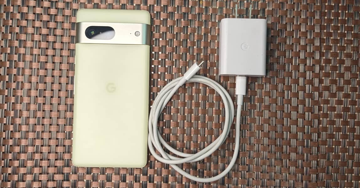Google Pixel 7 4