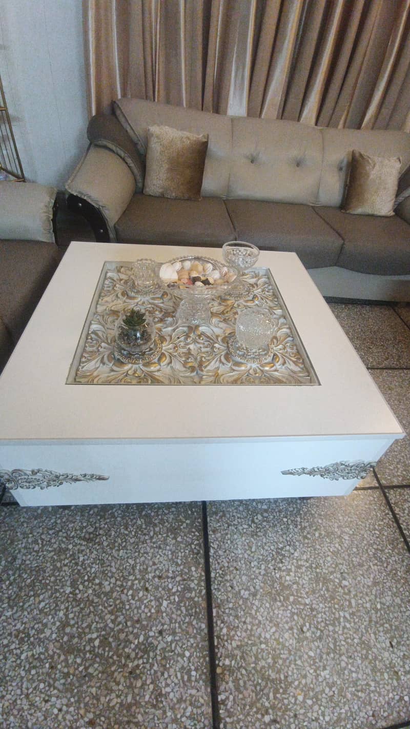 centre table h 2