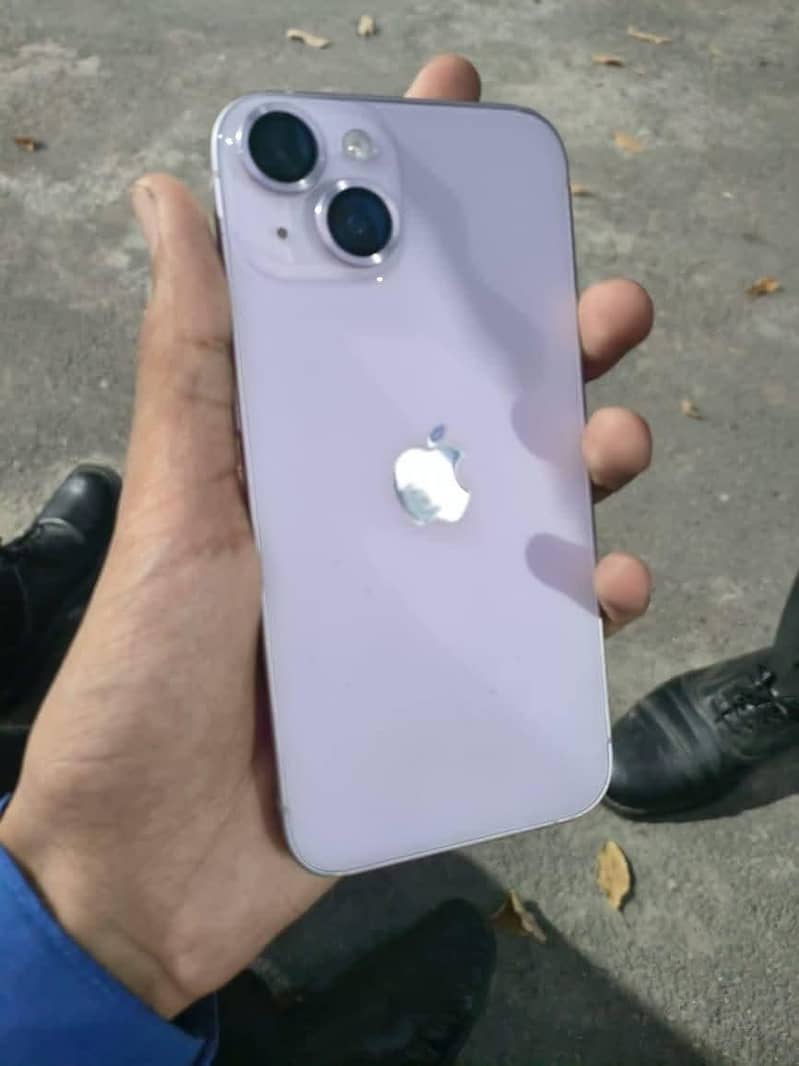 Apple iPhone 14 4