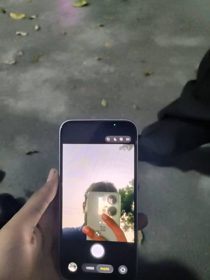 Apple iPhone 14 7