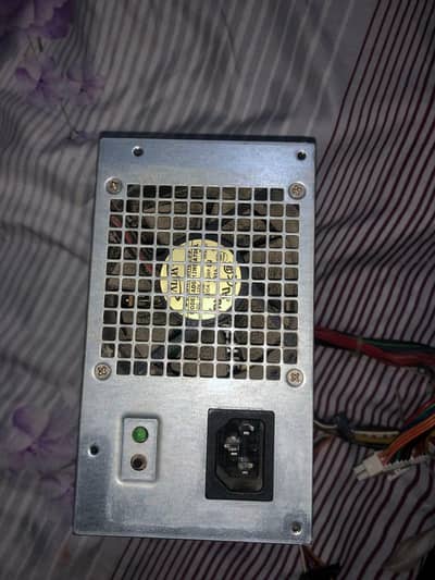 Original Dell 265W Power Supply - 80 PLUS GOLD Certified