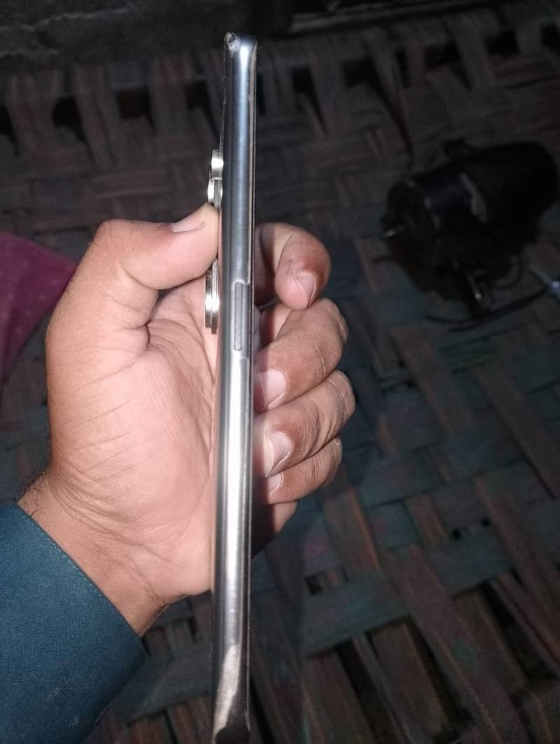 Tecno camon 50 pro 7
