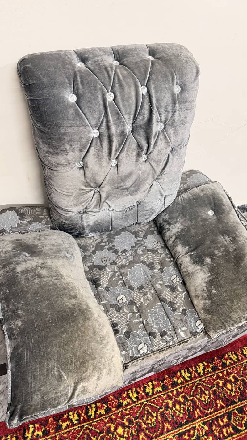 Sofa set ( 5 seater ) 3