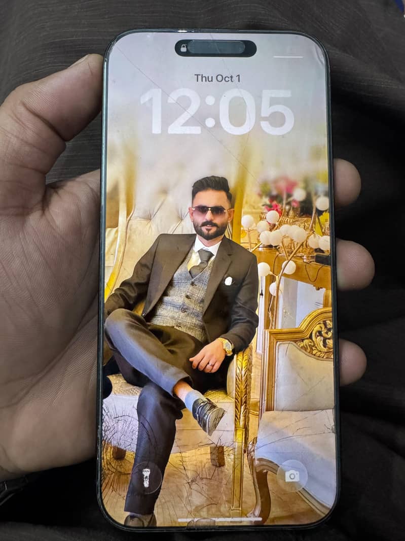 Apple iPhone 16 Pro Max 3