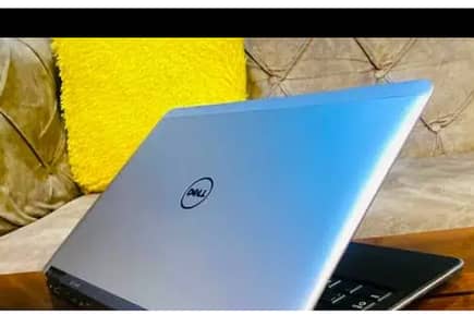 Dell E7240 Ultra Slim – Core i5 4th Gen No SSD | No Battery 10/10