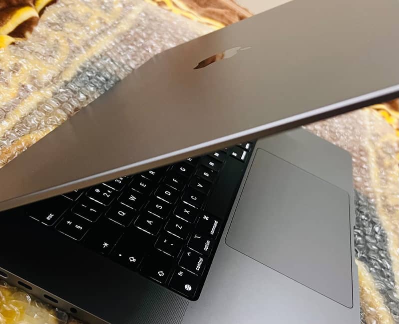 MacBook Pro M1 1