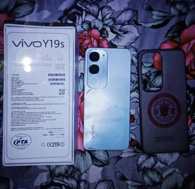 Vivo Y19s octa- core 2.1GHZ RAM 12+1 GB STORAGE 512 GB