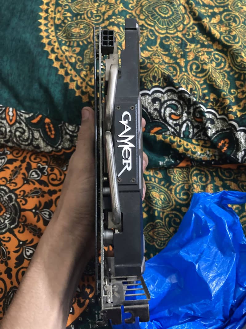 Urgent sale Graphics card 2gb 0