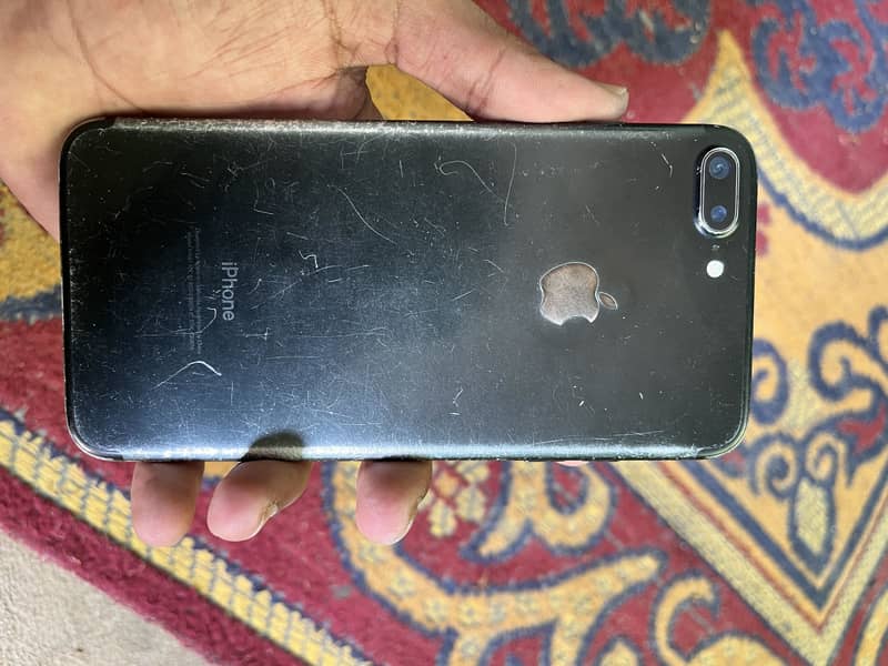 Apple iPhone 7 1