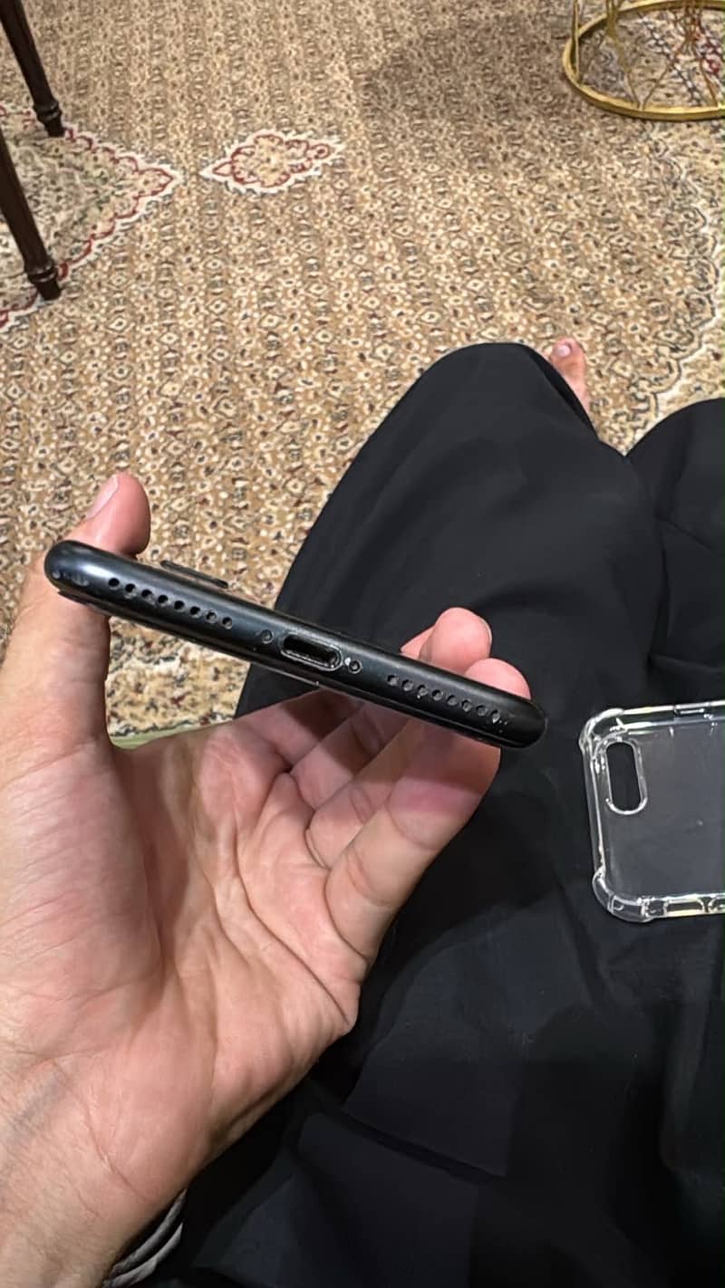 Apple iPhone 7 Plus 3