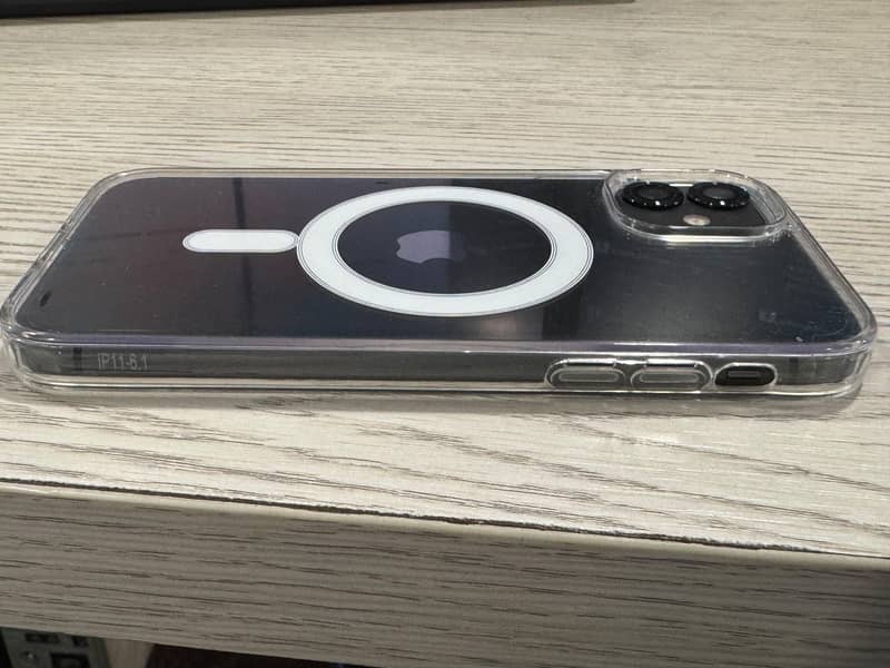 iPhone 11 9