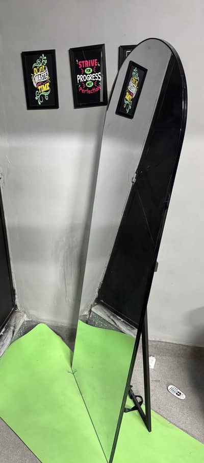 Full size selfi mirror