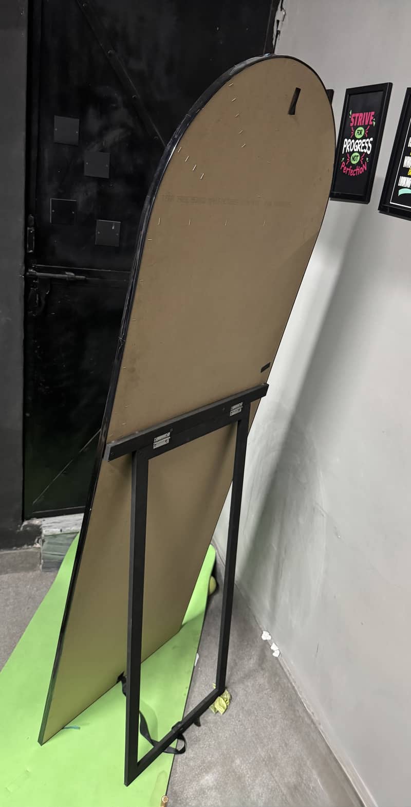 Full size selfi mirror 1