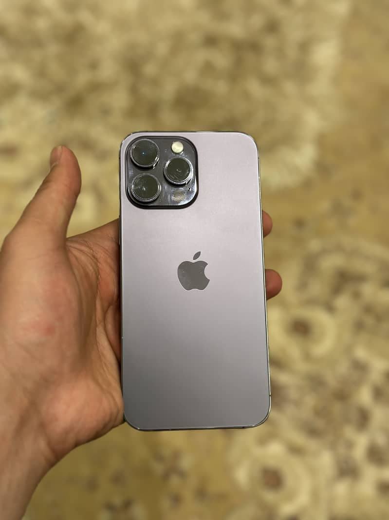 Apple iPhone 14 Pro Max 8