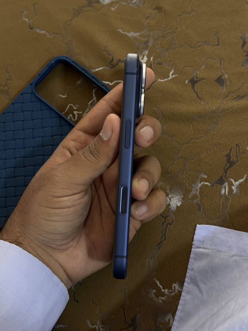 Apple iPhone 17 Pro 3