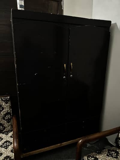 Wide Good wardrobe for sale