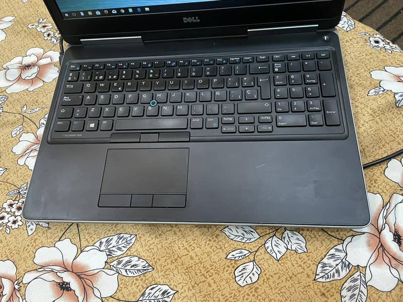 Dell Precision 7510 3