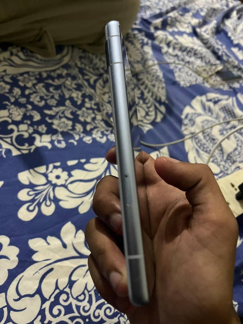 Google Pixel 7a 3